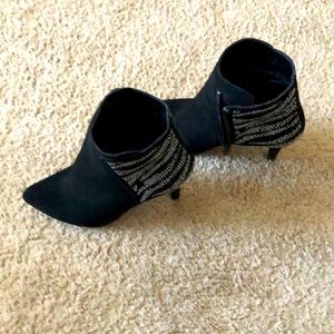 Eliza 6 1/2 black with silver sequins 3 inch heel